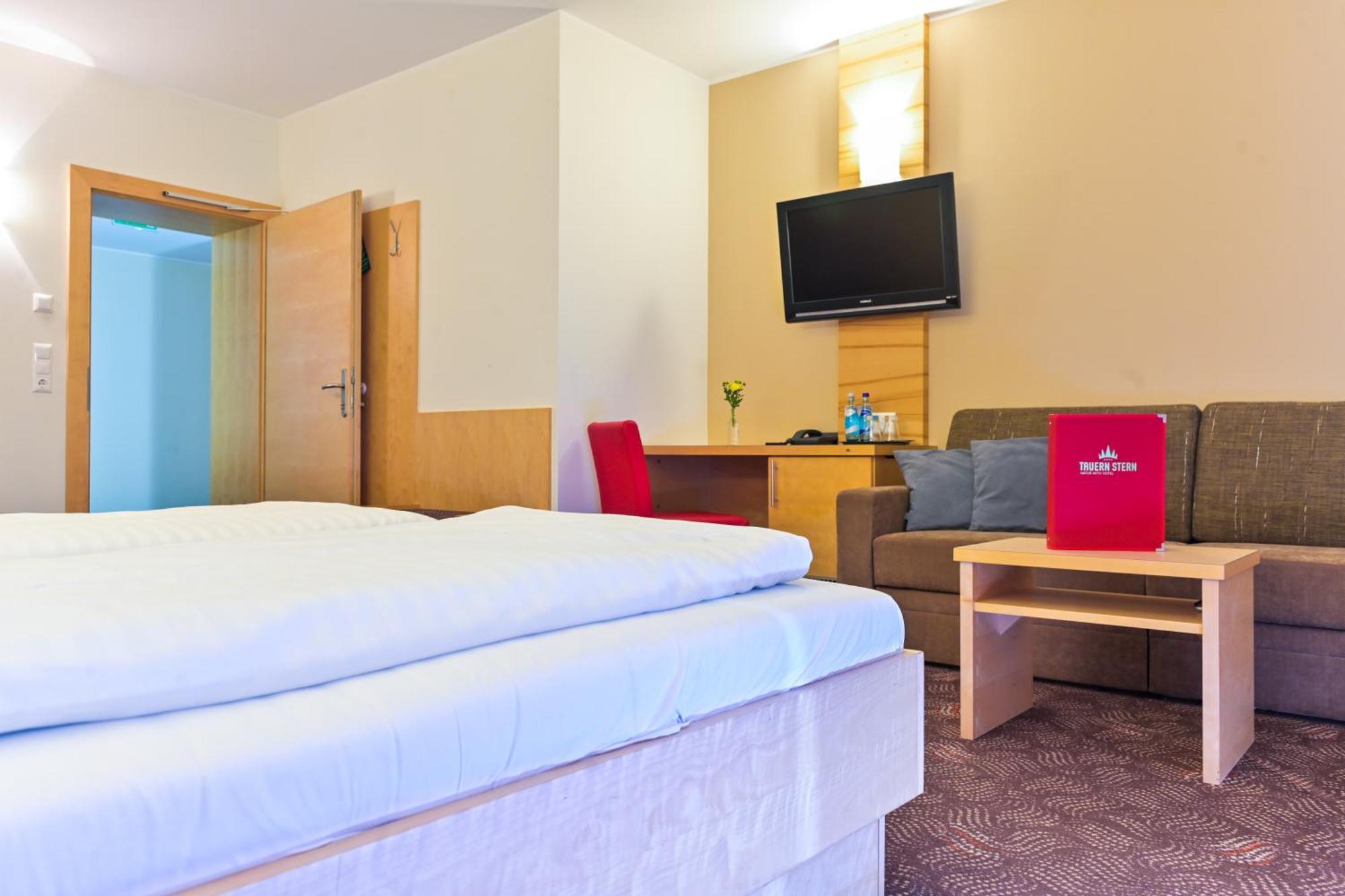 Winklern  Hotel Tauernstern מראה חיצוני תמונה