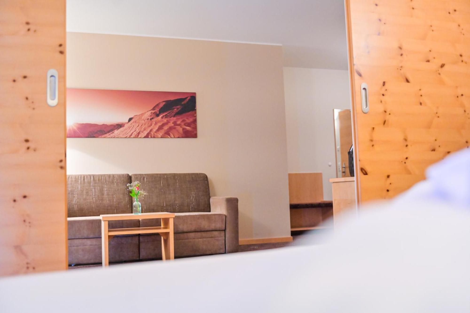 Winklern  Hotel Tauernstern מראה חיצוני תמונה