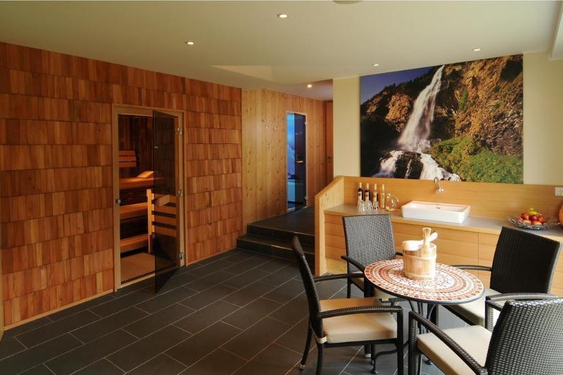 Winklern  Hotel Tauernstern מראה חיצוני תמונה